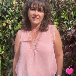 Photo de HNv, Femme 62 ans, de Combs-la-Ville Île-de-France