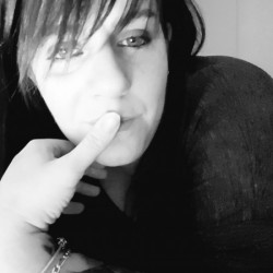 Foto de Gwen, Mulher 39 anos, de Longpont-sur-Orge Île-de-France