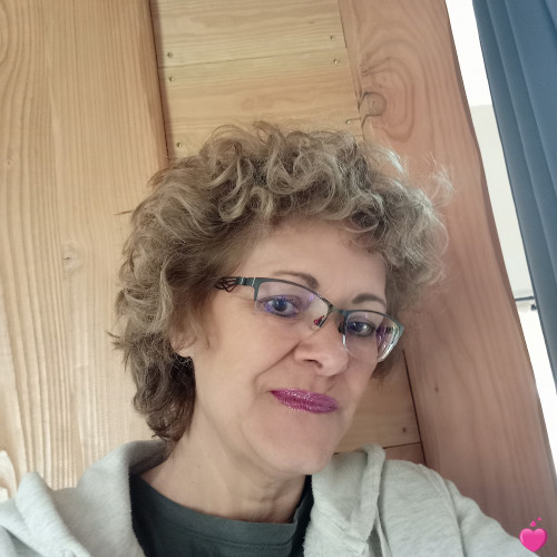 Photo de Licinia, Femme 58 ans, de Perroy Bourgogne