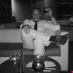 Photo de luiparis, Homme 46 ans, de Paris Île-de-France