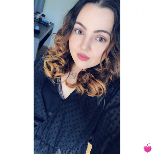 Photo de Sandrinhaaaa, Femme 31 ans, de Courbevoie ÃŽle-de-France