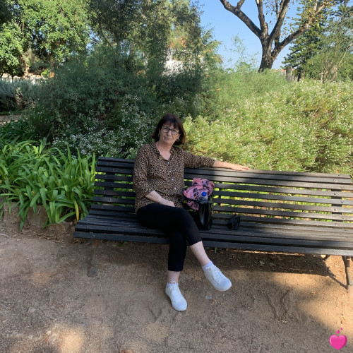 Photo de Lucinda38, Femme 70 ans, de Grenoble Rhône-Alpes