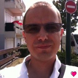 Photo de Hugo141, Homme 44 ans, de Reims Champagne-Ardenne