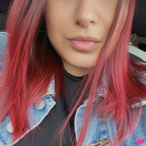 Photo de Laura27, Femme 34 ans, de Villiers-en-Désoeuvre Haute-Normandie