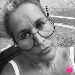 Photo de chance, Femme 57 ans, de Puteaux Île-de-France