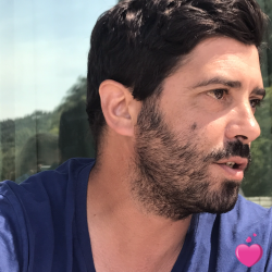 Foto de Nogueira, Homem 48 anos, de Allemagne-en-Provence Provence-Alpes-Côte-dʿAzur