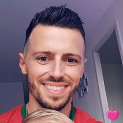 Photo de Fabinho, Homme 36 ans, de Avignon Provence-Alpes-Côte-dʿAzur