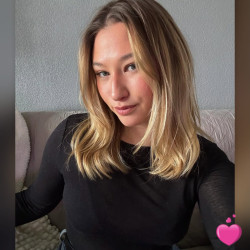 Foto de LiviaRonier, Mulher 27 anos, de Évry Île-de-France