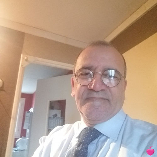 Photo de Jonas, Homme 66 ans, de Paris Île-de-France