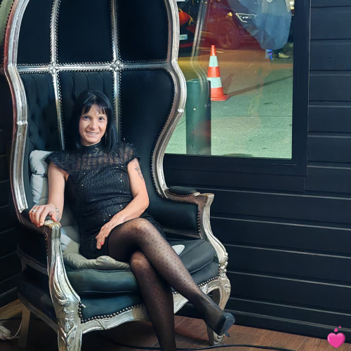 Foto de Novais, Mulher 42 anos, de Neauphle-le-Vieux Île-de-France