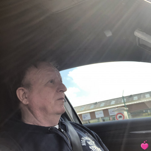 Photo de Lagos, Homme 71 ans, de Malesherbes Centre