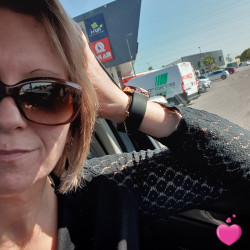 Photo de Isazabou, Femme 43 ans, de Mireval Languedoc-Roussillon