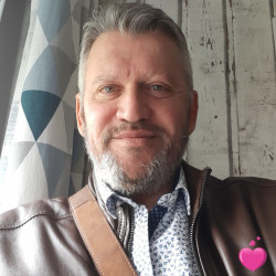Foto de Franck13, Homem 63 anos, de Arles Provence-Alpes-Côte-dʿAzur