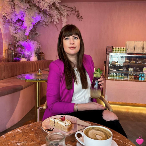 Photo de andrea8985, Femme 39 ans, de Nice Provence-Alpes-Côte-dʿAzur