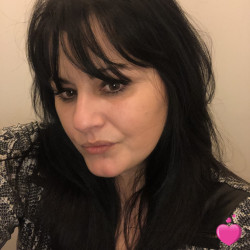 Photo de Fati, Femme 47 ans, de Le Loroux-Bottereau Pays-de-la-Loire