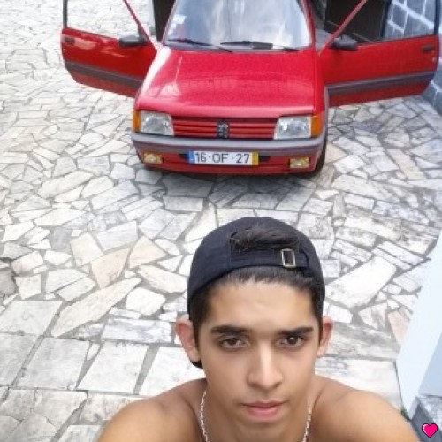 Photo de EM1GRANTE, Homme 28 ans, de Boulogne-Billancourt Île-de-France