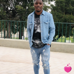Photo de Francka64, Homme 26 ans, de Coimbra Région Centre (Centro)