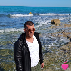 Foto de Lotfi, Homem 49 anos, de Dammarie-les-Lys Île-de-France