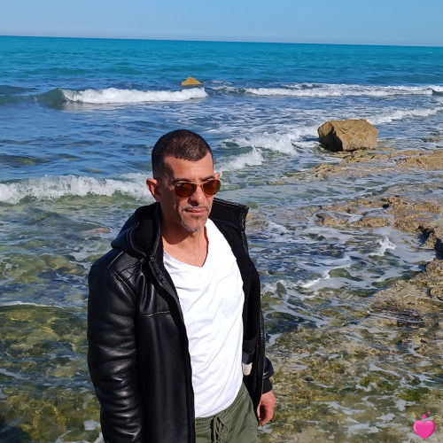 Photo de Lotfi, Homme 48 ans, de Dammarie-les-Lys Île-de-France