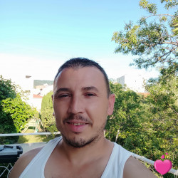 Photo de Espéranto, Homme 45 ans, de Clermont-Ferrand Auvergne