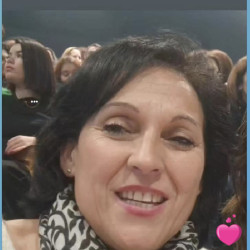 Foto de Nave, Mulher 62 anos, de Ecquevilly ÃŽle-de-France