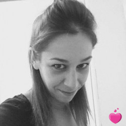 Photo de Melina, Femme 44 ans, de Angerville Île-de-France