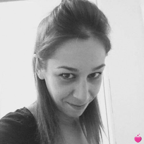 Photo de Melina, Femme 46 ans, de Angerville Île-de-France