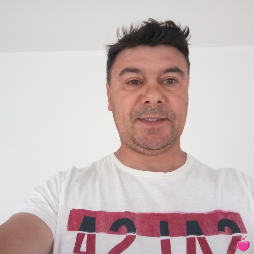 Photo de Orlando, Homme 51 ans, de Cannes Provence-Alpes-Côte-dʿAzur