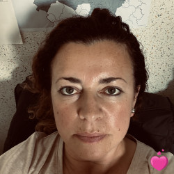 Photo de Lina78, Femme 52 ans, de Mantes-la-Ville ÃŽle-de-France