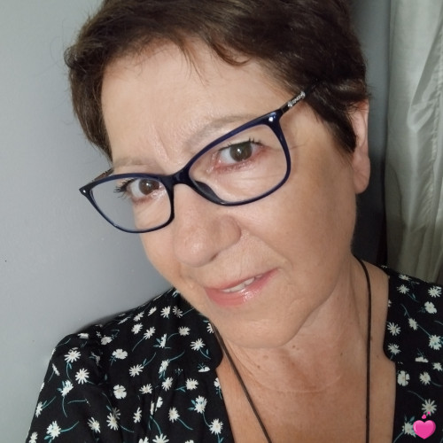 Photo de Fatimoune, Femme 69 ans, de Saumur Pays-de-la-Loire