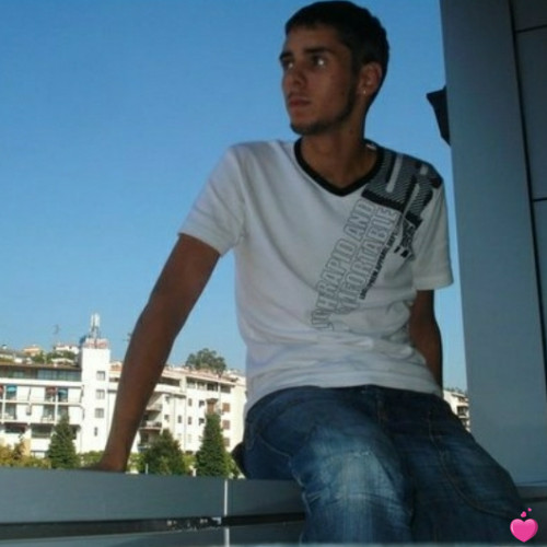 Photo de Adriano37, Homme 36 ans, de La Ville-aux-Dames Centre