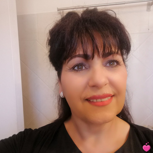 Photo de Esperance, Femme 64 ans, de Saint-Raphaël Provence-Alpes-Côte-dʿAzur