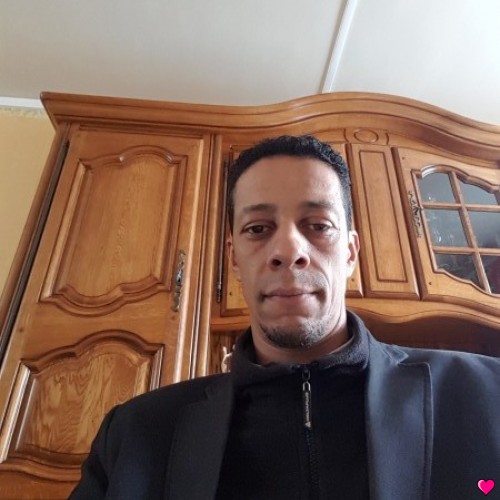 Photo de Hiphoptuga, Homme 48 ans, de Langres Champagne-Ardenne