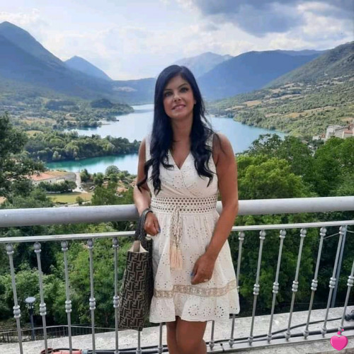 Foto de Olivia, Mulher 44 anos, de Nantes-en-Ratier Rhône-Alpes