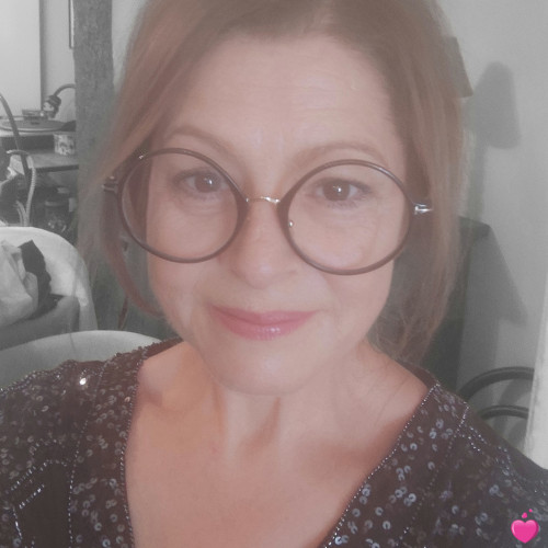 Photo de Ana, Femme 57 ans, de Lille Nord-Pas-de-Calais