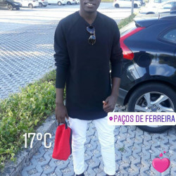 Photo de Aziz, Homme 29 ans, de Sintra Région de Lisbonne (Lisboa)