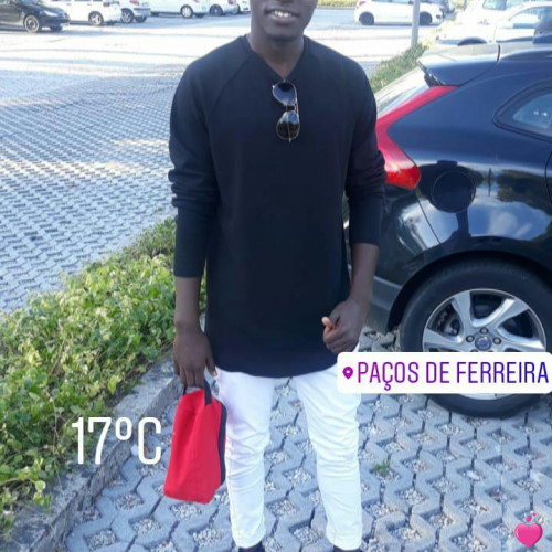 Photo de Aziz, Homme 29 ans, de Sintra Région de Lisbonne (Lisboa)