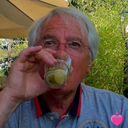 Photo de Pensativo, Homme 85 ans, de Luray Centre