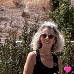Foto de Philo, Mulher 64 anos, de Saint-Ouen Île-de-France