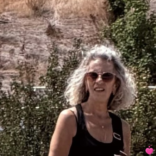 Photo de Philo, Femme 64 ans, de Saint-Ouen ÃŽle-de-France
