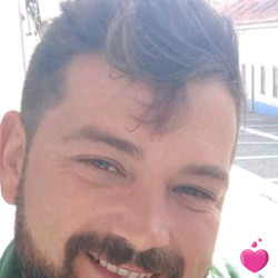 Photo de Guerreiro, Homme 33 ans, de Versailles Île-de-France