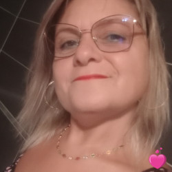 Photo de Rosi, Femme 56 ans, de Villeneuve-Saint-Georges Île-de-France