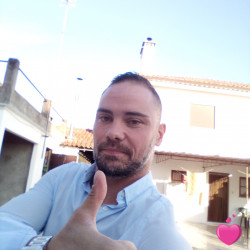 Foto de Micka06130, Homem 35 anos, de Grasse Provence-Alpes-Côte-dʿAzur