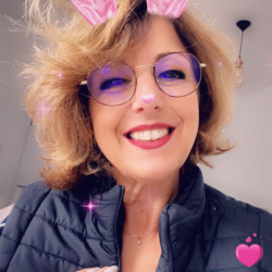 Foto de 05Fleur, Mulher 62 anos, de Paris Île-de-France