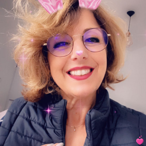 Photo de 05Fleur, Femme 62 ans, de Paris Île-de-France
