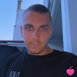 Photo de alexcrr742, Homme 30 ans, de Saint-Étienne Rhône-Alpes