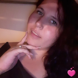 Photo de Tiffaine, Femme 29 ans, de La Valette-du-Var Provence-Alpes-Côte-dʿAzur