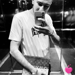 Photo de Julien-frz, Homme 24 ans, de Aix-en-Provence Provence-Alpes-Côte-dʿAzur