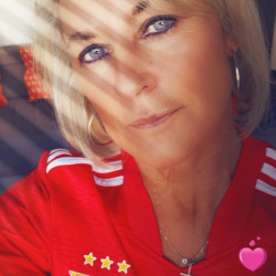 Photo de Lesur, Femme 54 ans, de Saint-Quentin Picardie