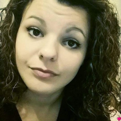 Photo de Idene, Femme 28 ans, de Châlons-en-Champagne Champagne-Ardenne